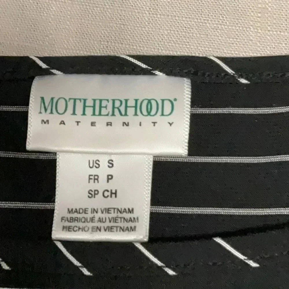 MOTHERHOOD - Picture 5 of 5